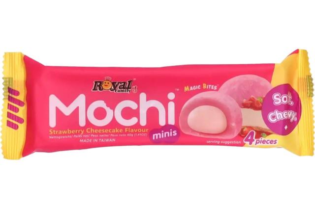 Royal Family Mochi Minis Strawberry Cheesecake Flavor 40g